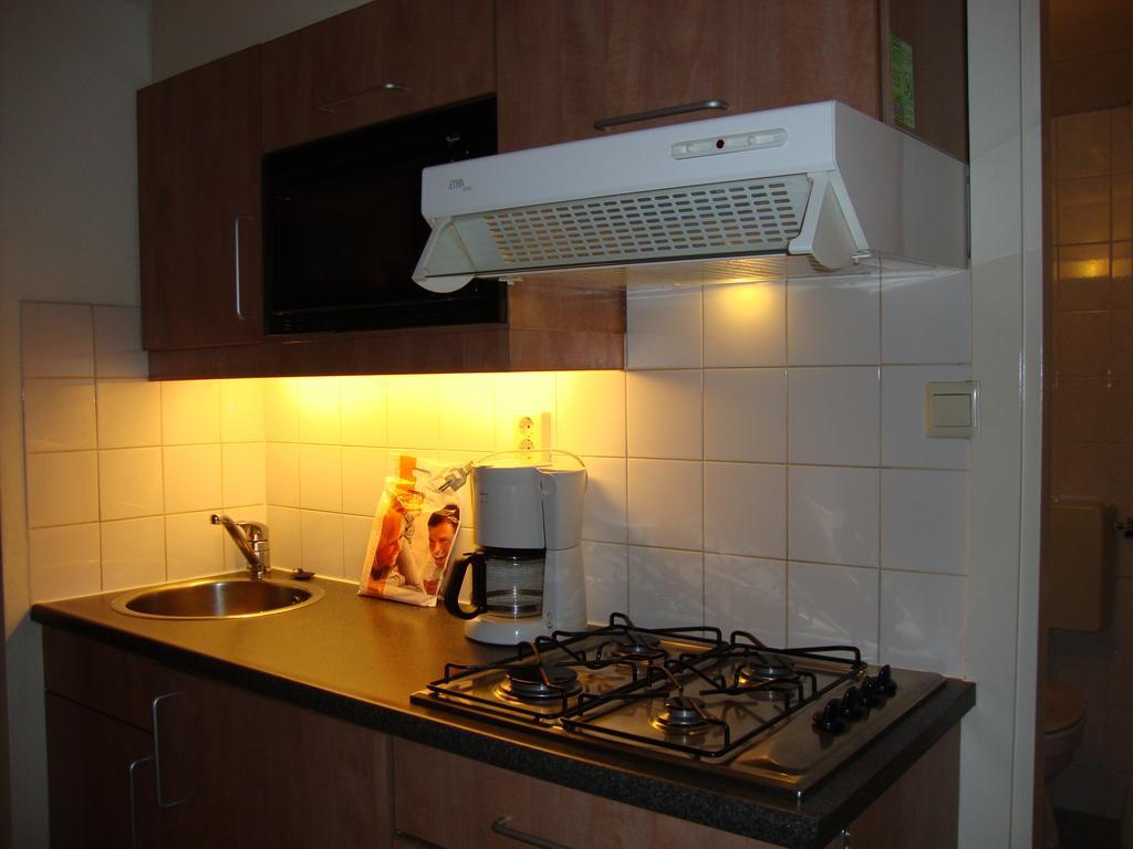 Vakantiepark De Berkenhorst Kootwijk Room photo