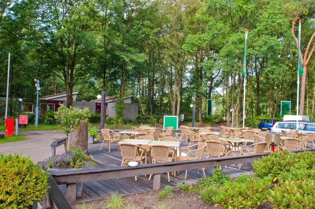Vakantiepark De Berkenhorst Kootwijk Exterior photo
